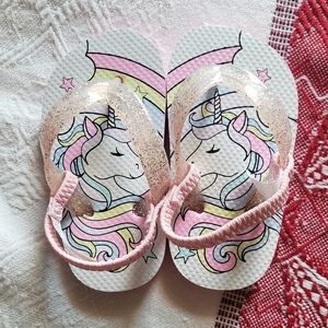 NEW no tags Girls Unicorn Flip Flops Sandals 4/5